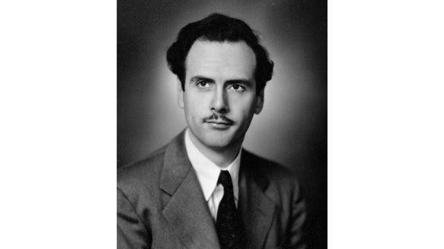  Marshall McLuhan (1911–1980). Credits.