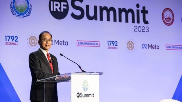  You Xikun speaking at the 2023 IRF Summit, Washington DC.
