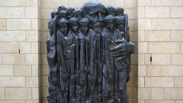 Boris Saktsier, Memorial to Korczak and the children who died in Treblinka, Yad Vashem, Jerusalem. Credits.
